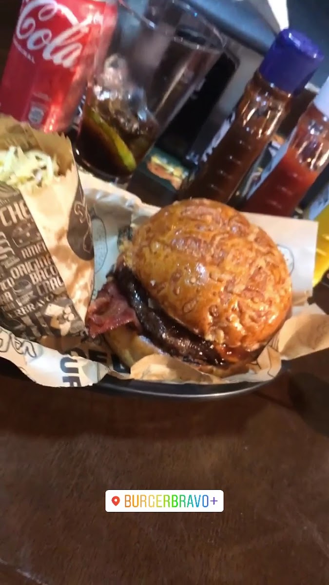 Burgerbravo - Itoupava Central-2